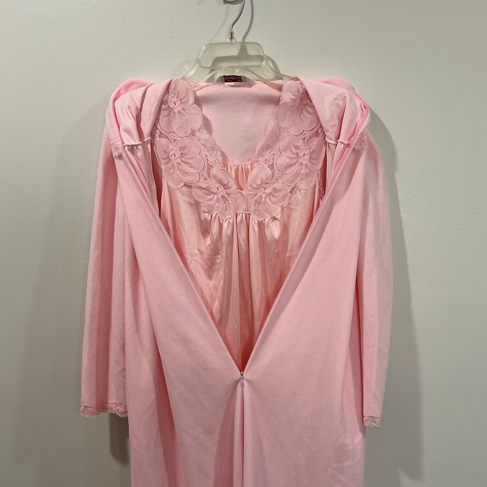 Vintage Vanity Fair 2 Pc Pink Lace Nightgown & Robe Peignoir Set Size Small - Picture 6 of 11